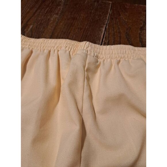 Alfred Dunner Women’s Size 16 Yellow Pleated Pants Elastic Waist Pockets - Picture 4 of 4